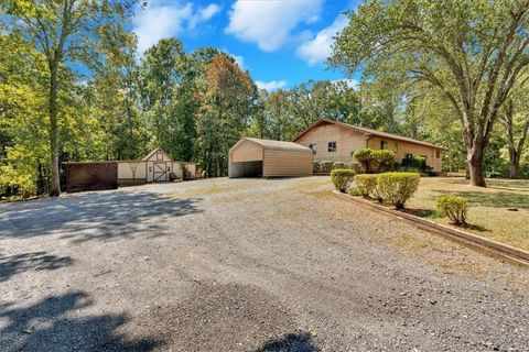 A home in Cartersville