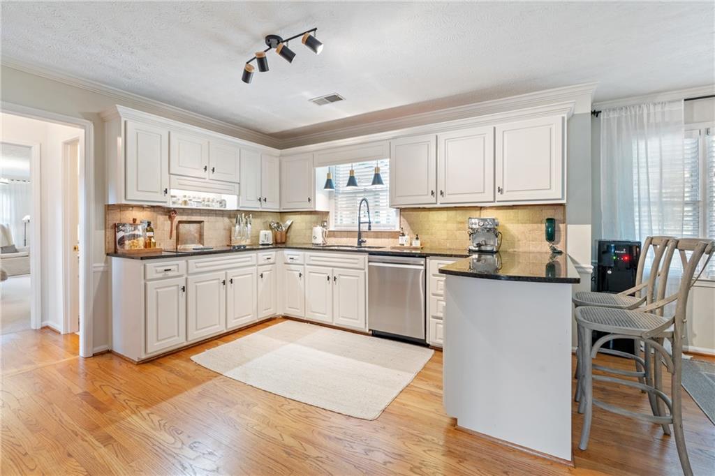 2661 Willow Green Drive