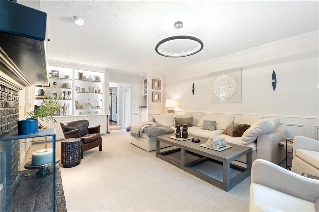 2661 Willow Green Drive