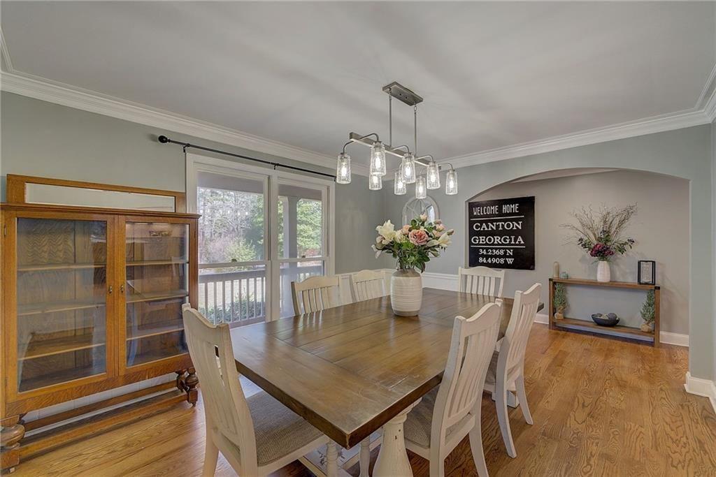202 HEIGHTS Place