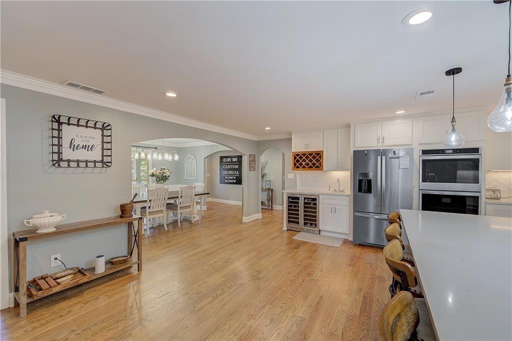 202 HEIGHTS Place