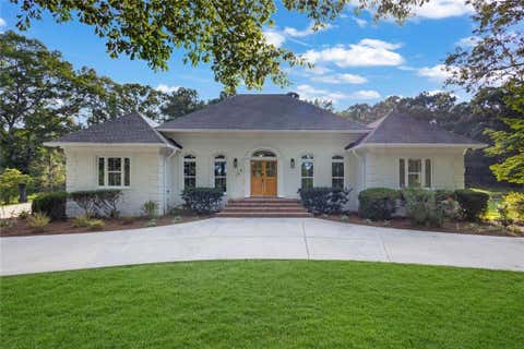 Homes For Sale - 164 Snead Road<br/> Fayetteville, GA 30215