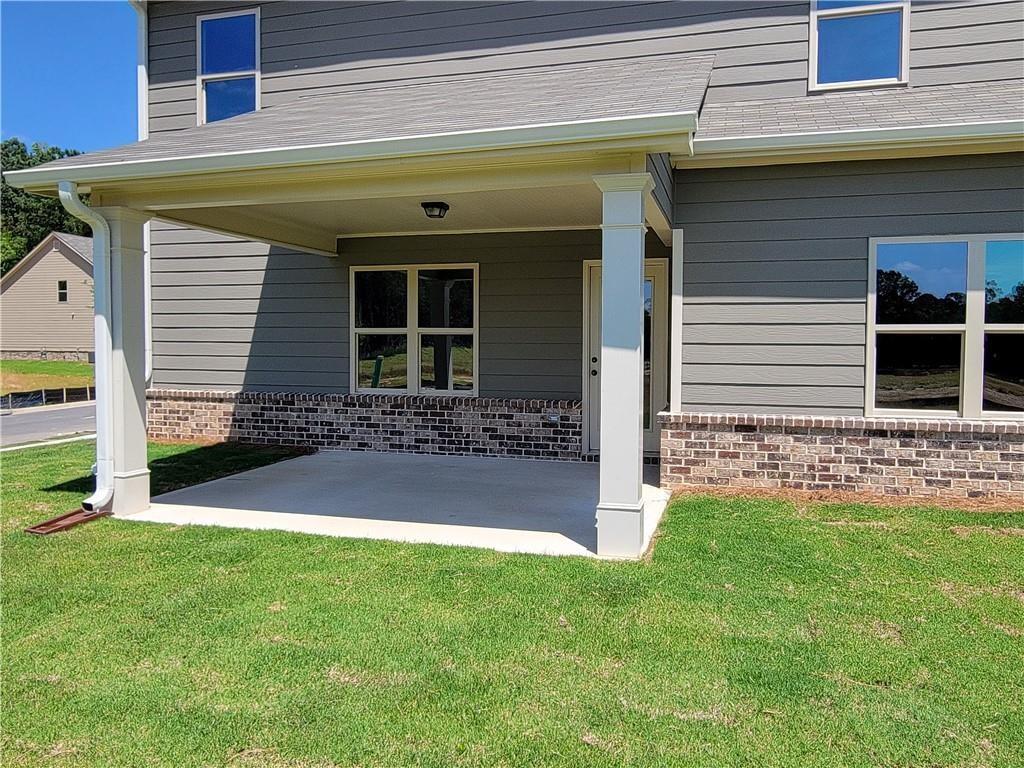 1066 Lakeview Oaks Court