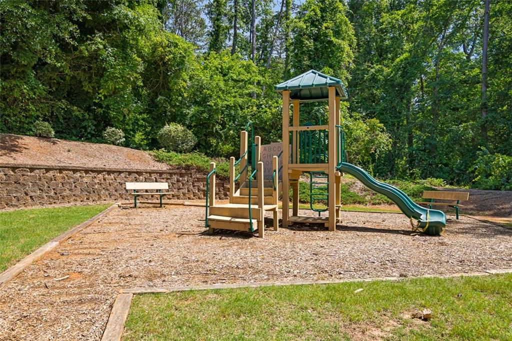554 Rendevous Road, Acworth, Georgia image 28