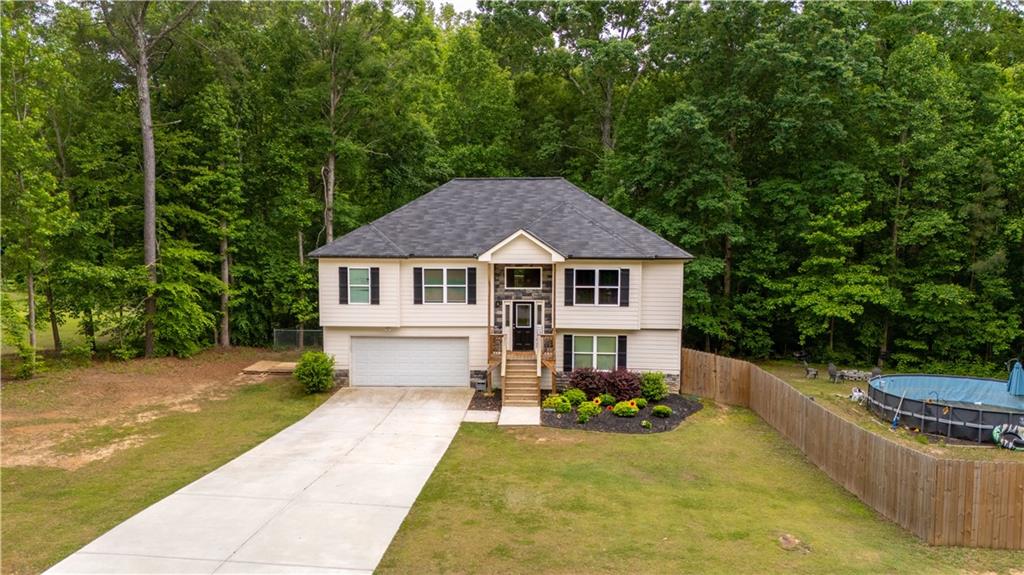 554 Saddle Ridge Drive