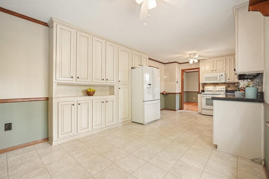 4149 Lynette Court, Kennesaw, Georgia image 14