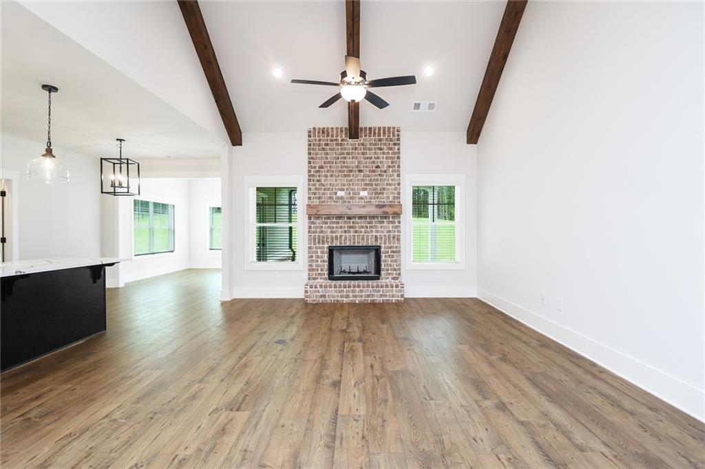 812 Spring Creek Way