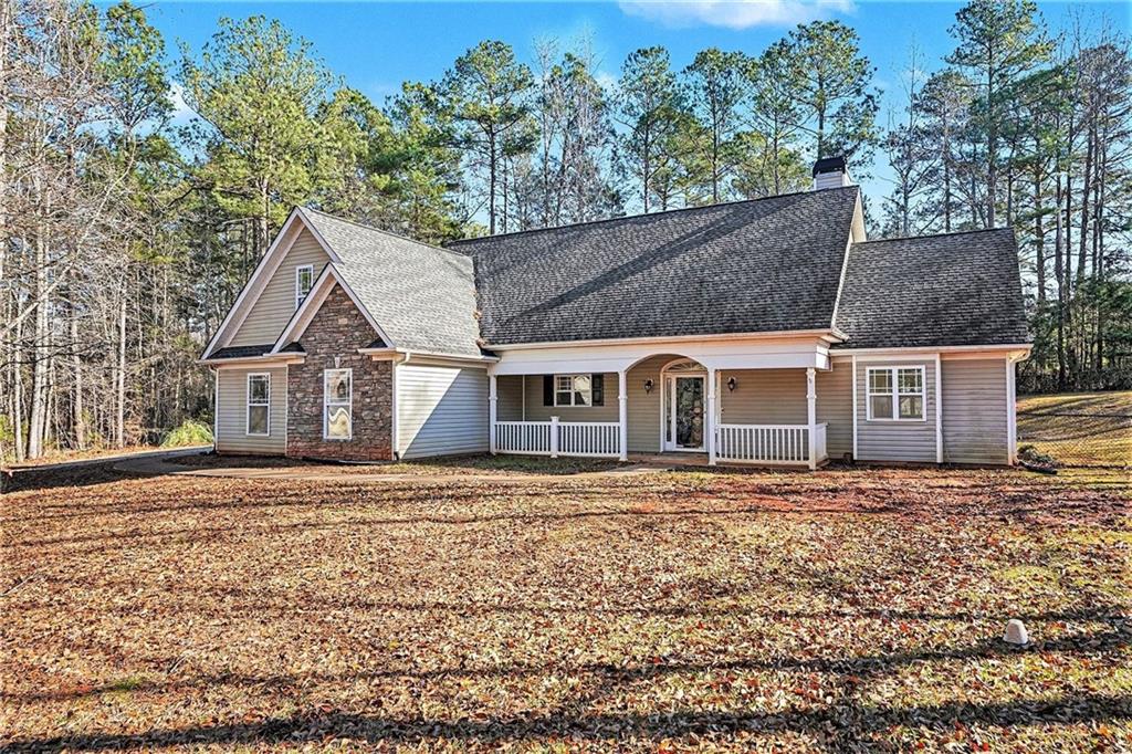 234 Lake Chase Drive N