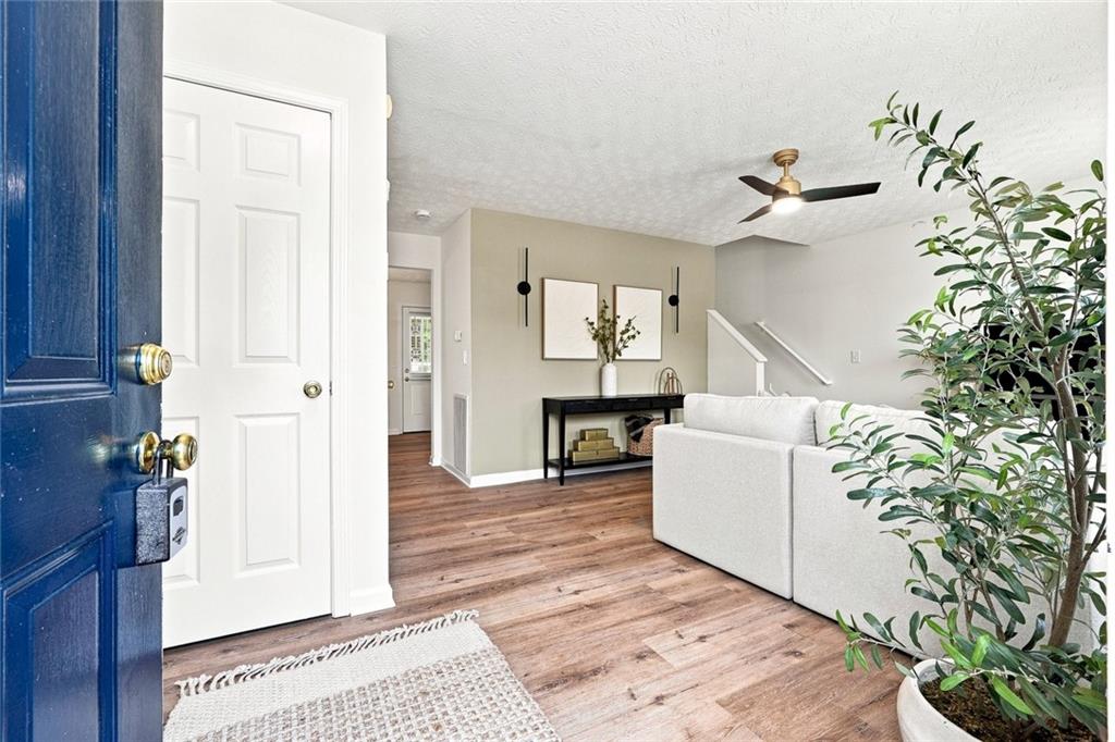 5735 Strathmoor Manor Circle