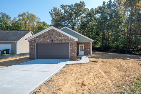 A home in Calhoun