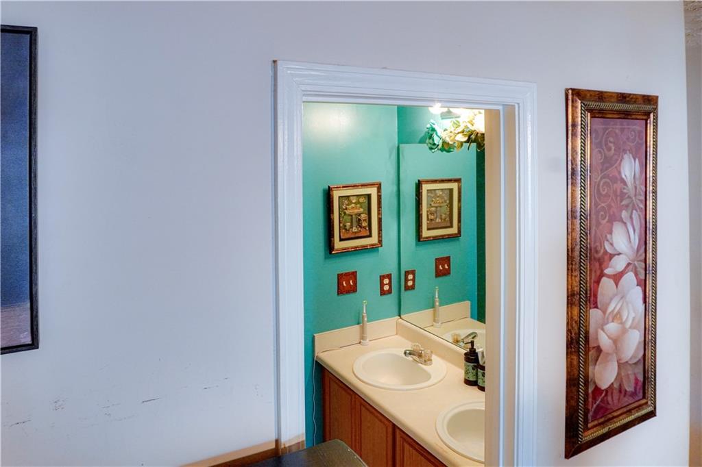 Woodlands Townhomes - Residential