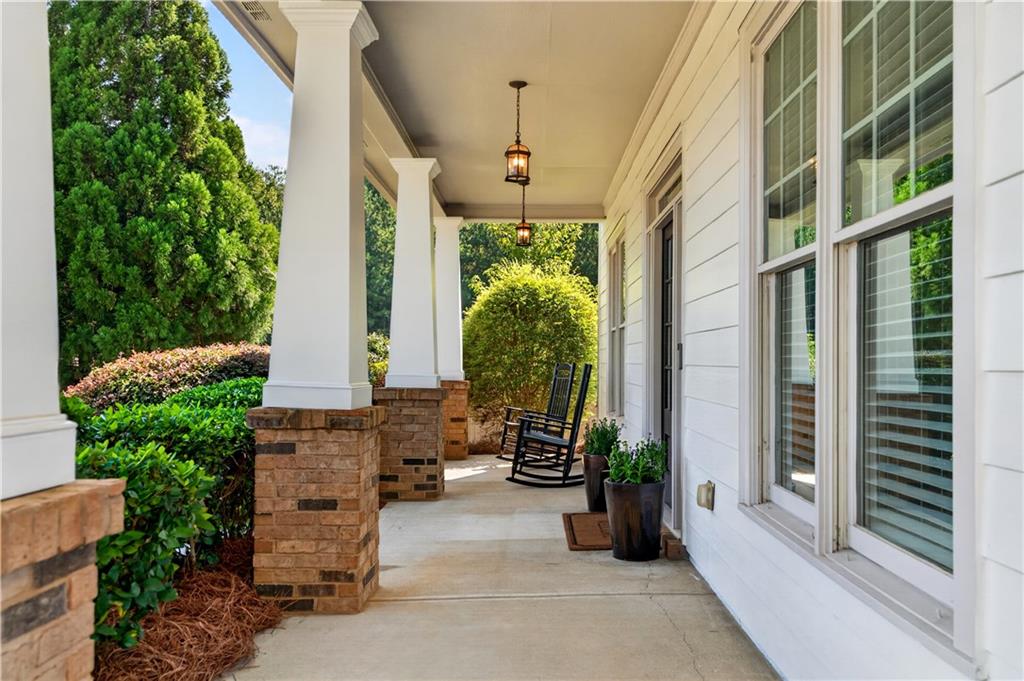 2589 Lakefield Circle