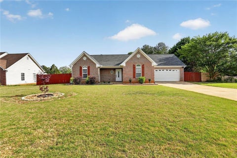 Homes For Sale - 90 Fields Creek Way<br/> Covington, GA 30016