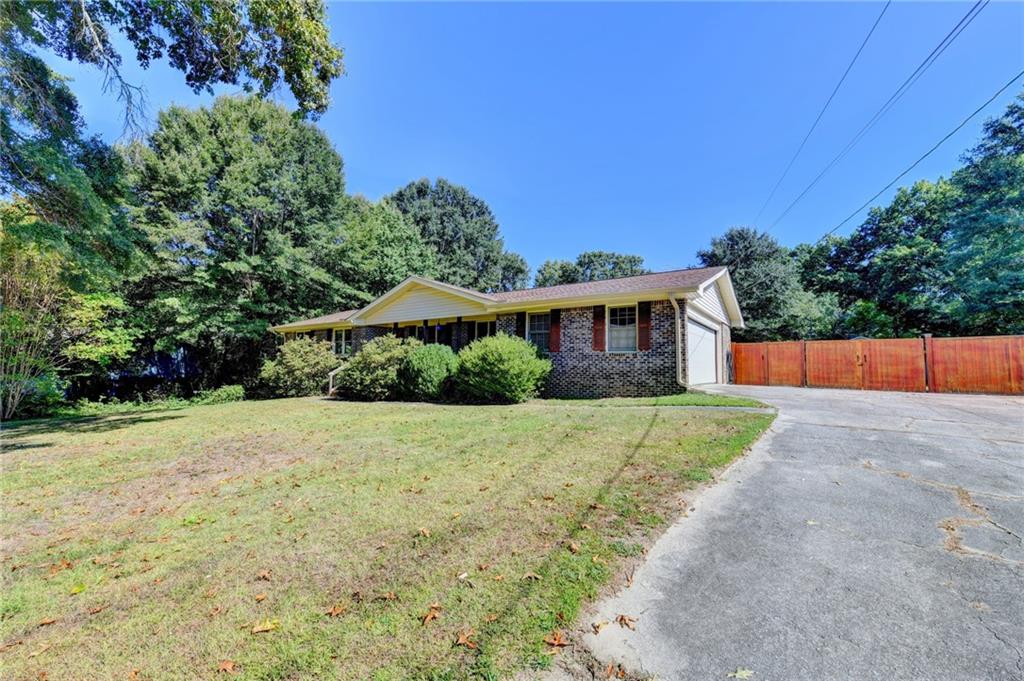 2926 Elizabeth Lane