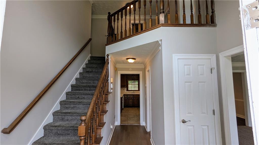 6385 Southland Forest Drive