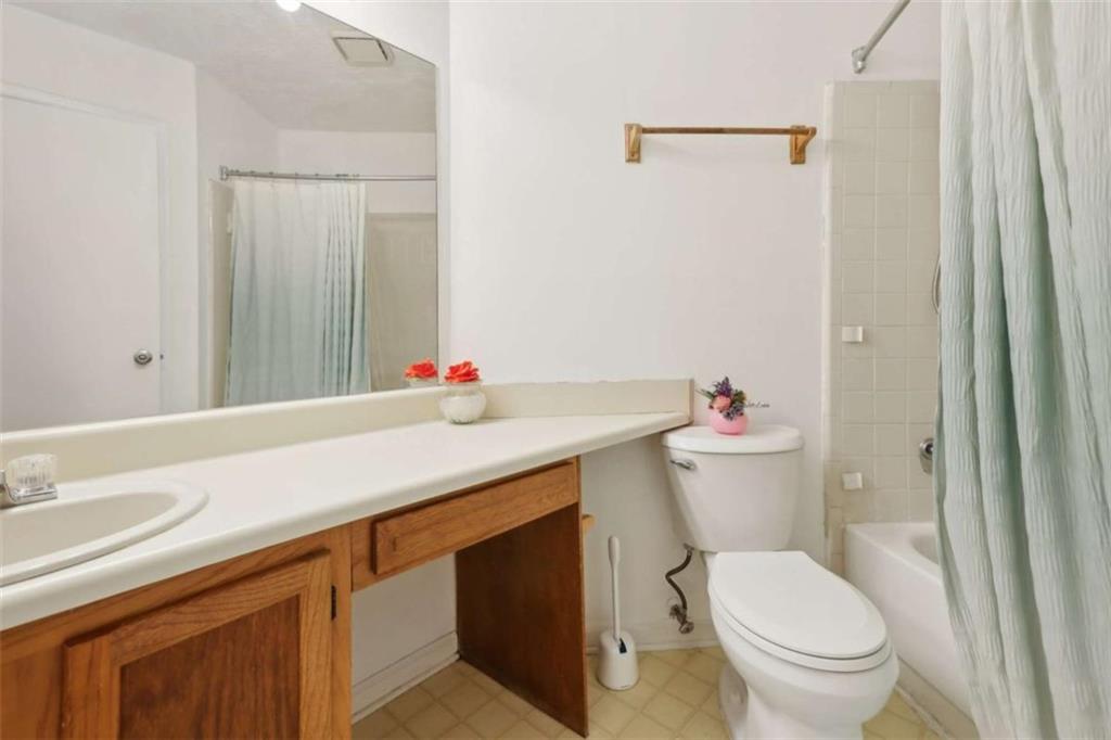 702 Glenleaf Drive, Peachtree Corners, Georgia image 27