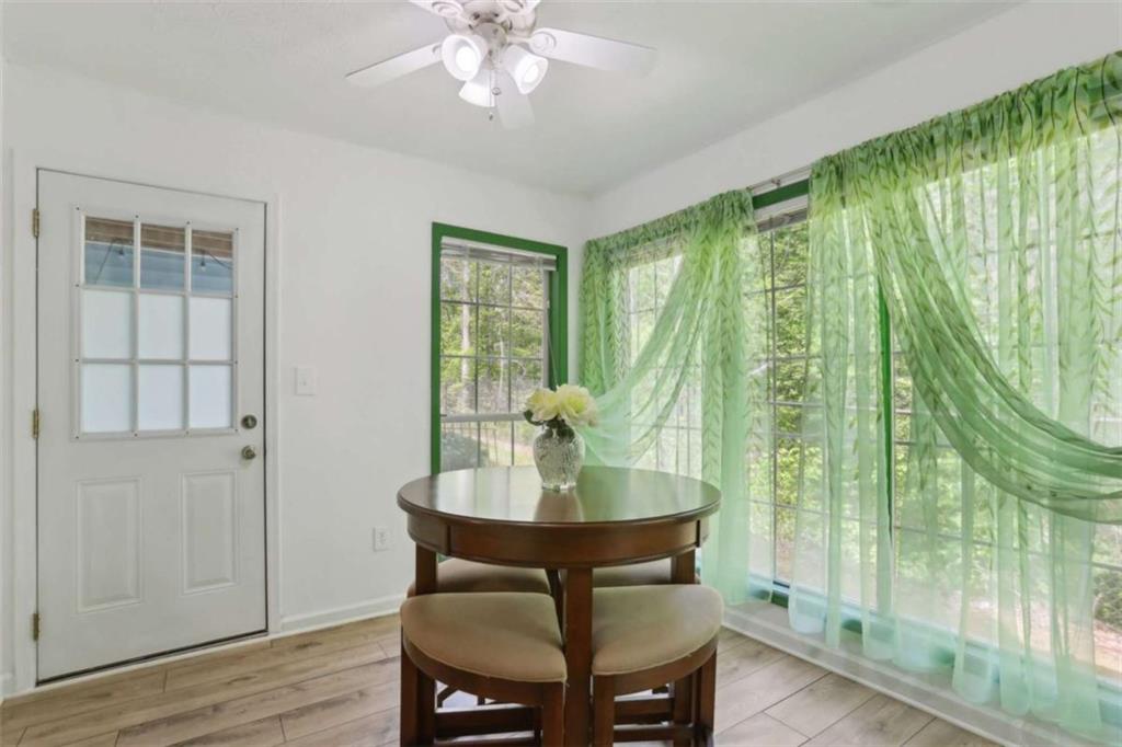 702 Glenleaf Drive, Peachtree Corners, Georgia image 7