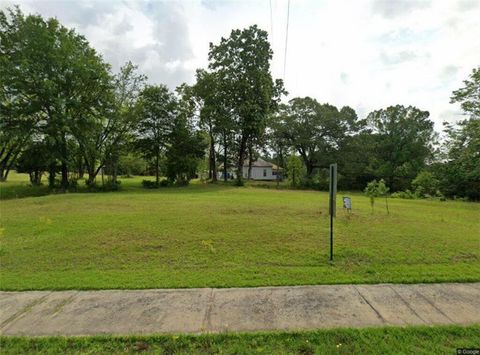 A home in Toccoa