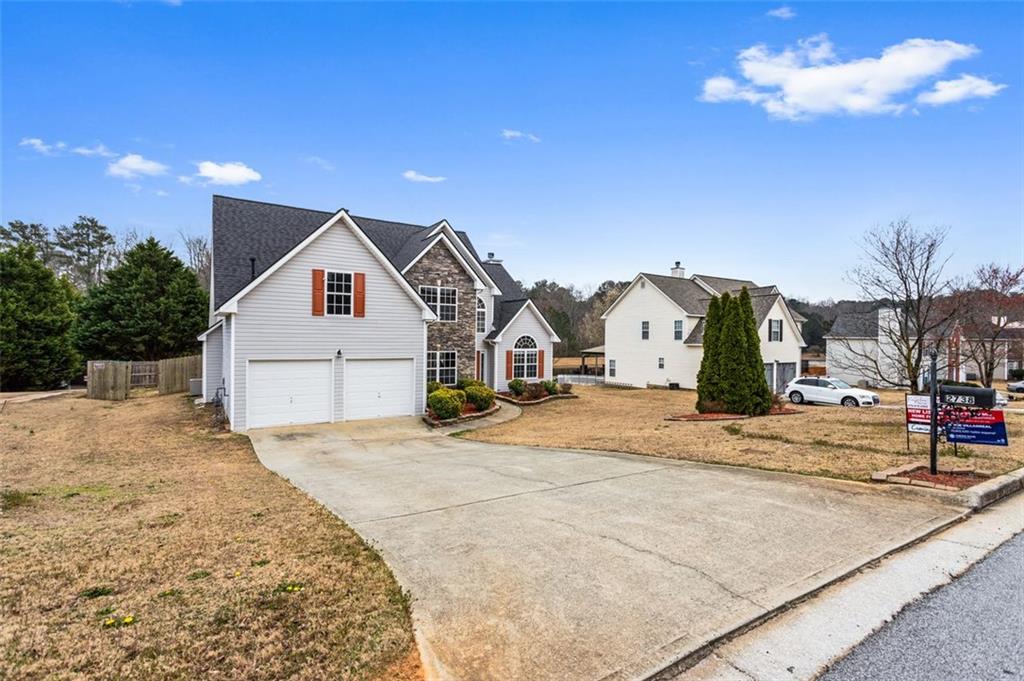 2738 Lakewater Way, Snellville, Georgia image 2
