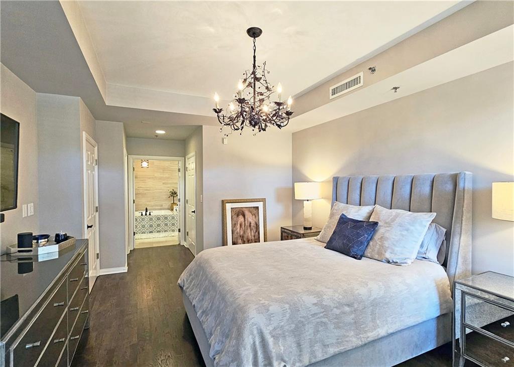 1735 Peachtree Street NE 216