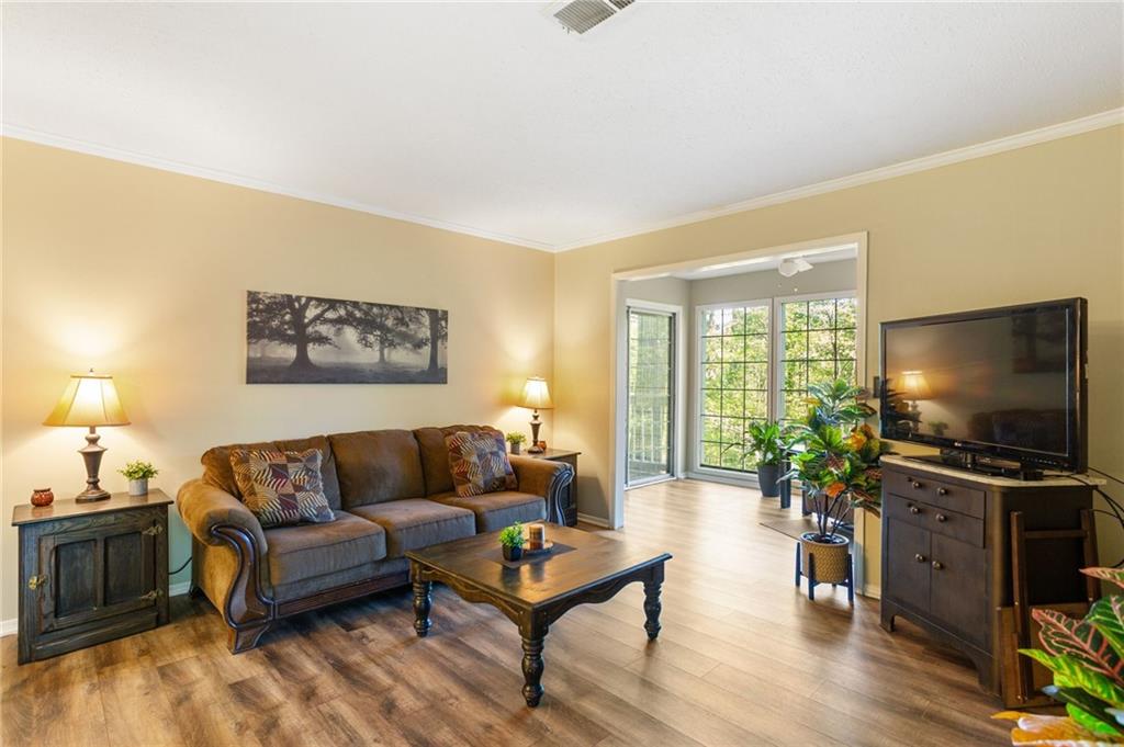 306 Countryside Place SE