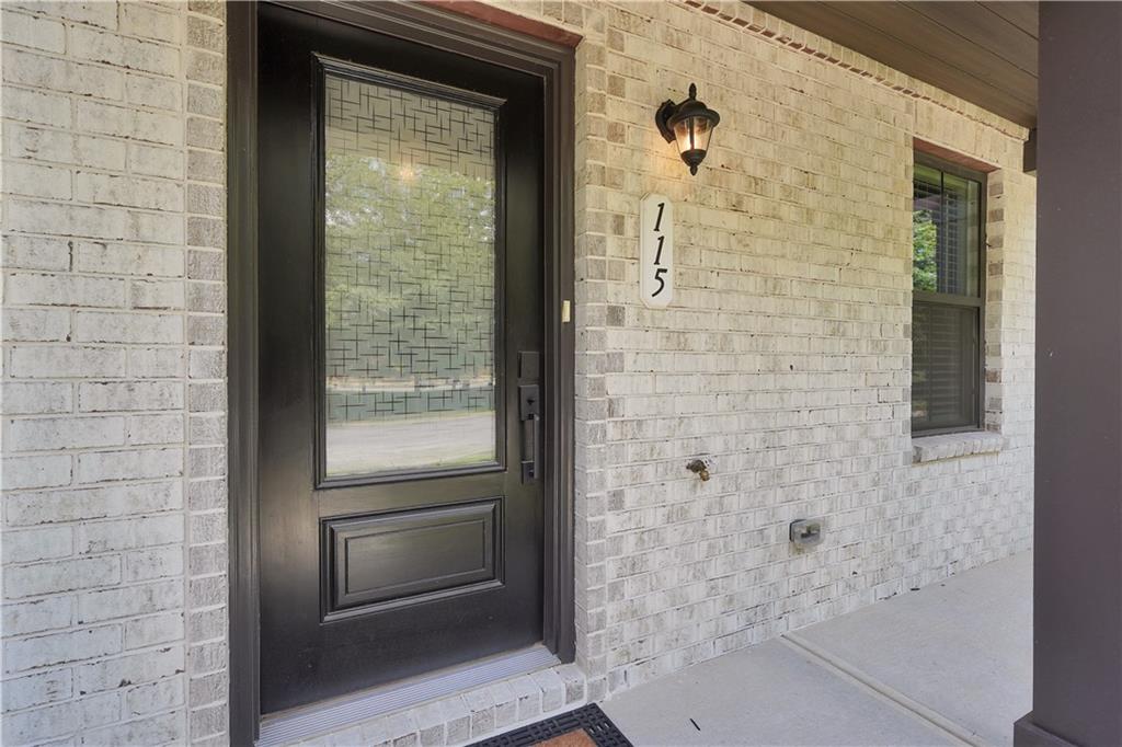 115 Climbing Ivy Circle