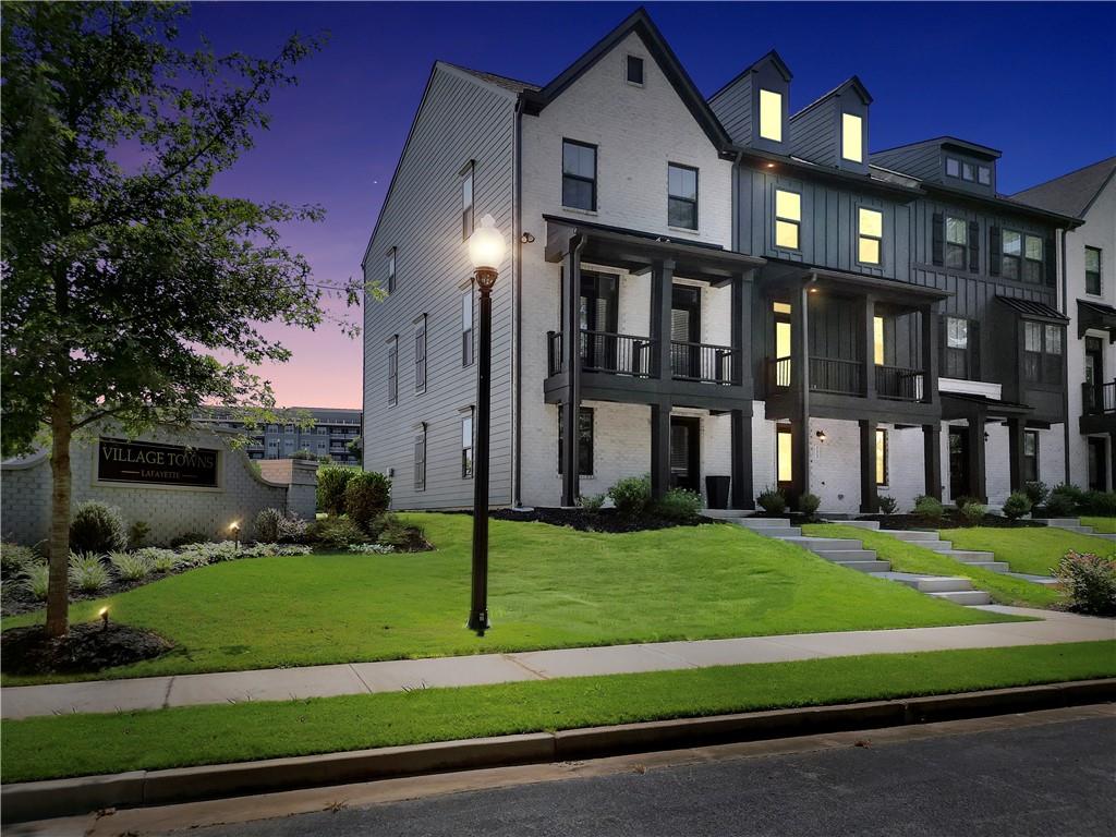 115 Climbing Ivy Circle