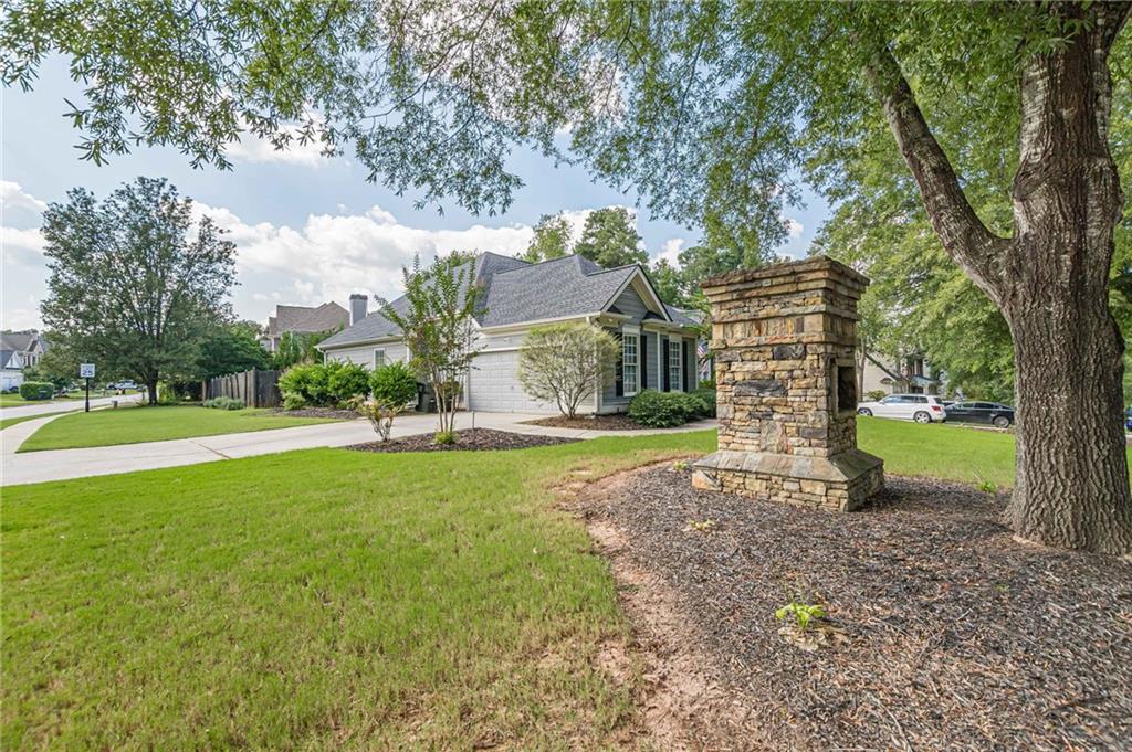 22 Riverwood Glen