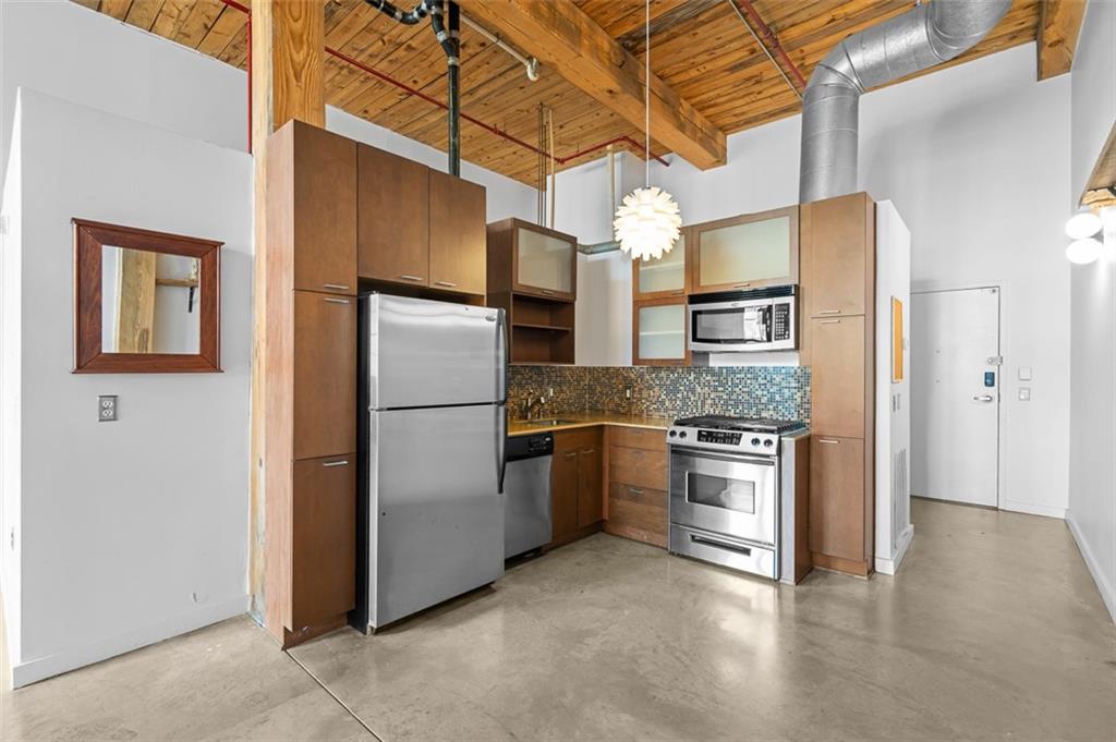 170 Boulevard SE H-221