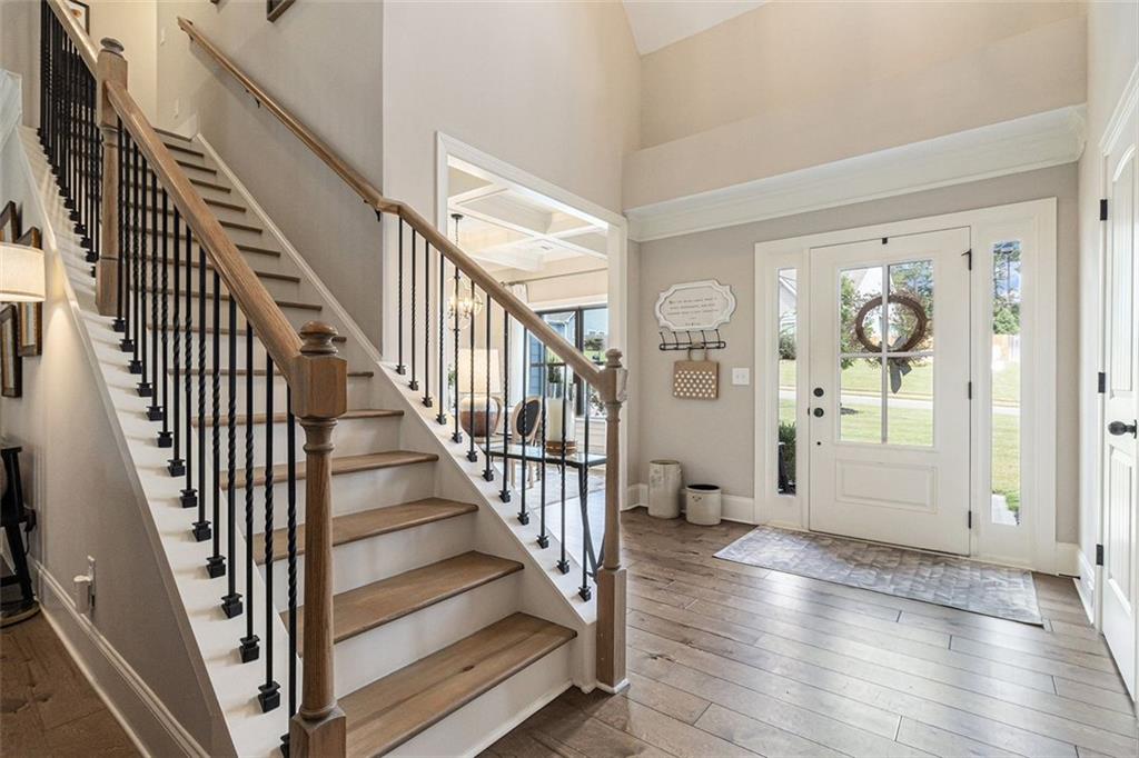 463 TOM AVERY Drive