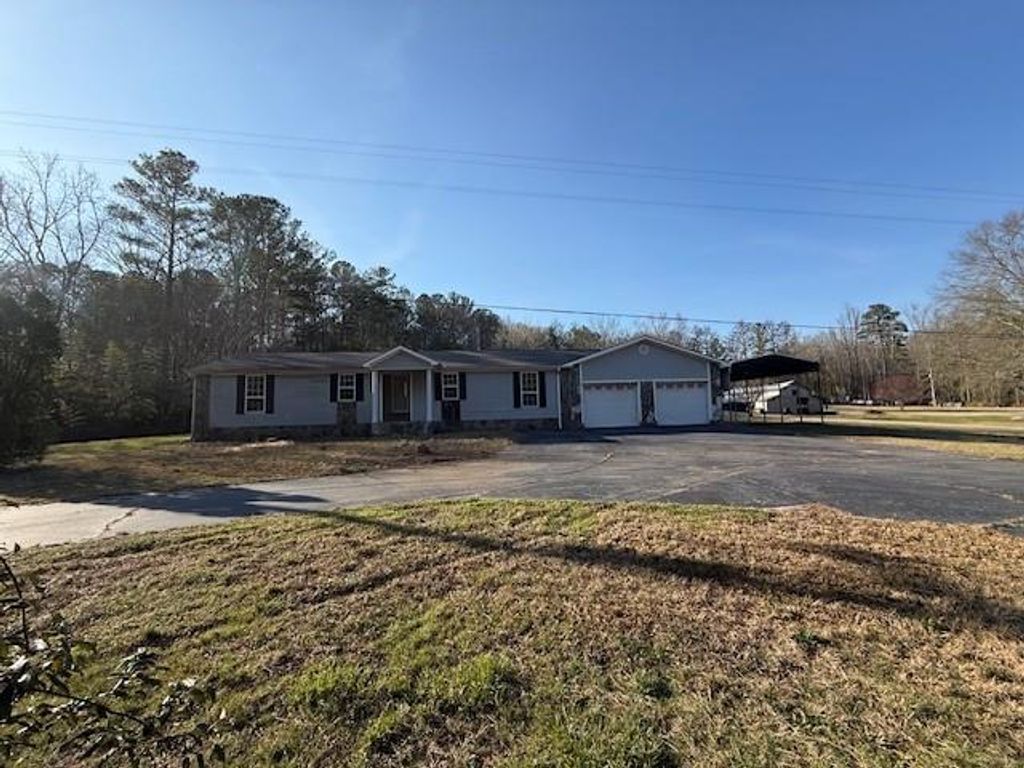 Photo of 394 Smith Road, Newnan, GA 30263 (MLS # 7727817)