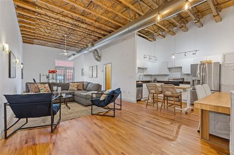 1846 LIBERTY Lane Roswell GA 30075