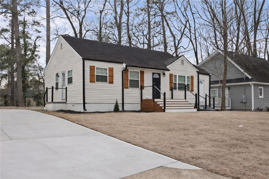 1344 Bluefield Drive SW