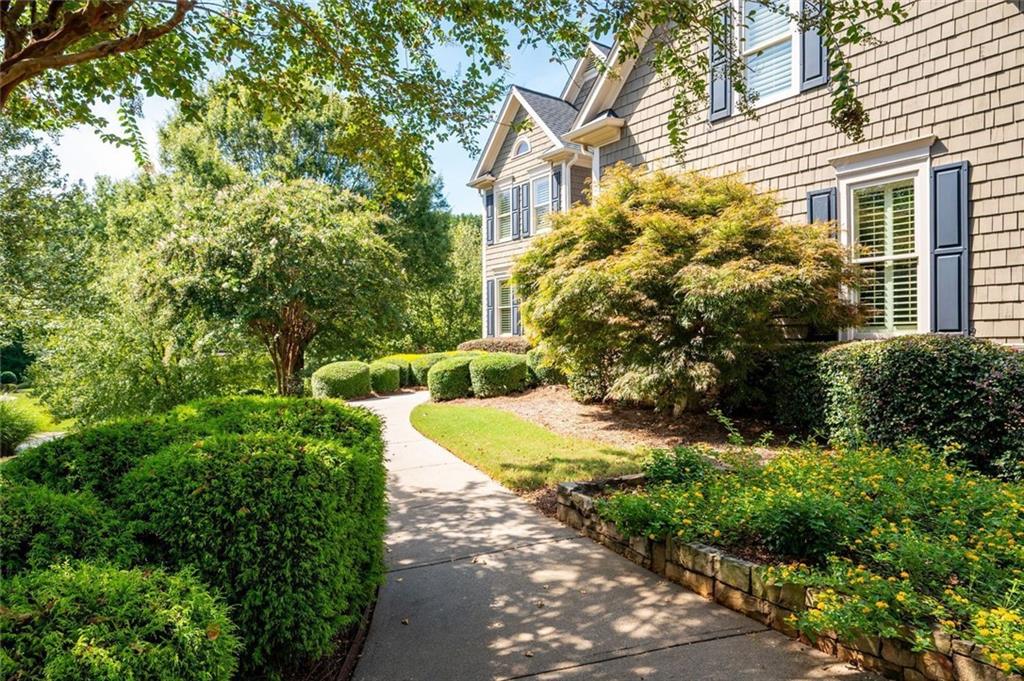 3072 Moss Stone Lane SW