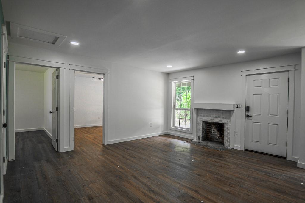 3349 Calhoun Road NE
