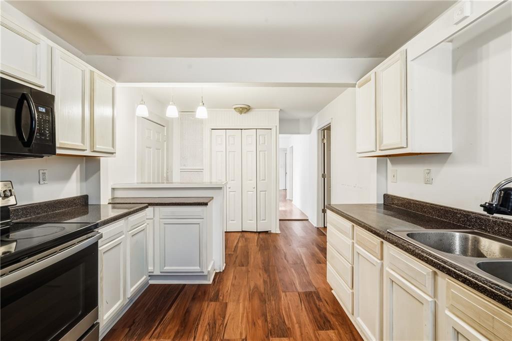 159 Fairfield Place NW