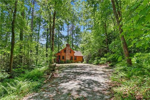 Homes For Sale - 102 Moses Road<br/> Rabun Gap, GA 30568