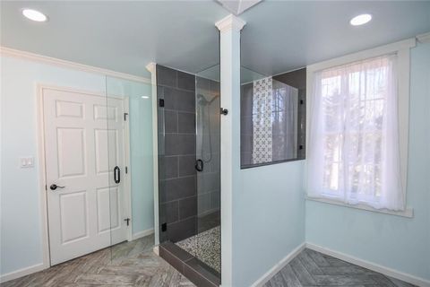 listing image 140