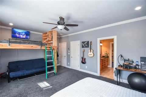 listing image 112