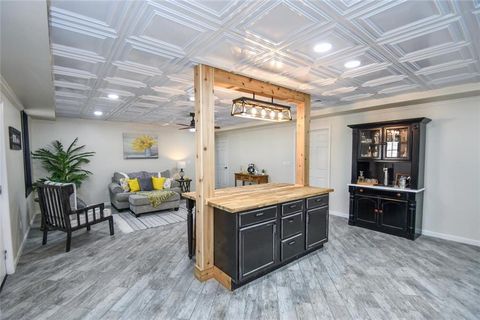 listing image 127