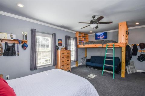listing image 111