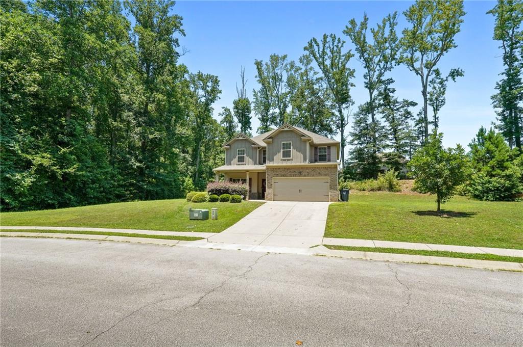 470 Louise Way