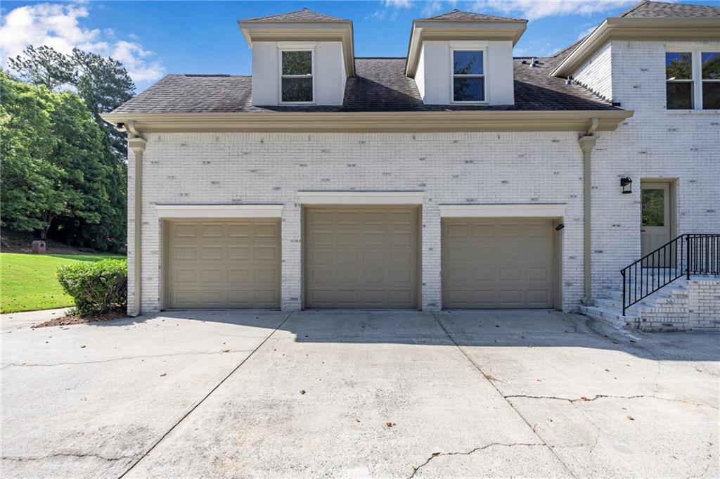 1749 Patriots Way NW