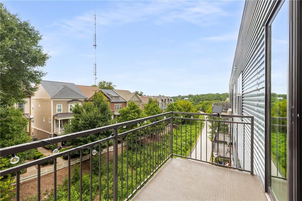 200 N Highland Avenue NE 301