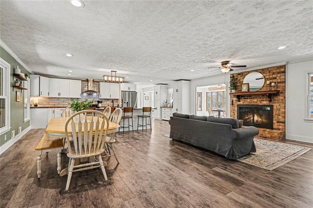 1311 AUSTIN Road