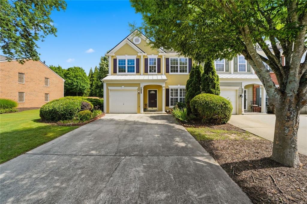 3121 Commonwealth Way