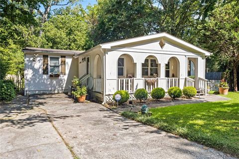 Photo of 2738 S Bamby Lane NE, Brookhaven, GA 30319 (MLS # 7620201)