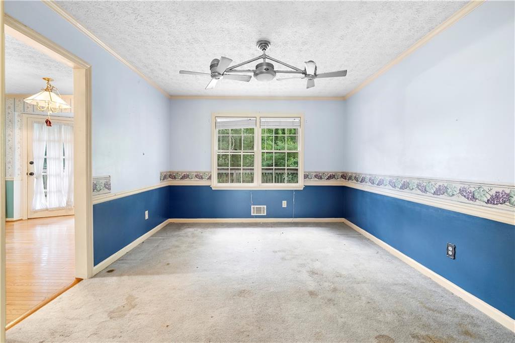531 Gregory Lane