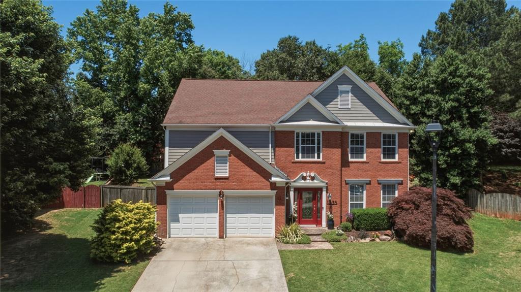 1335 Lyndhurst Way