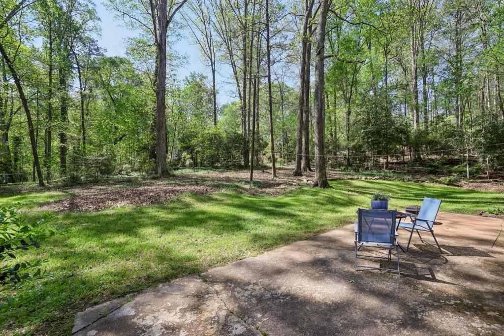 4730 Geneva Drive, Lilburn, Georgia image 33